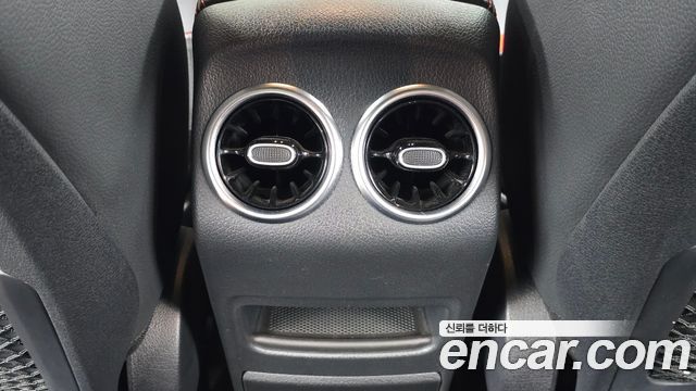 Mercedes-Benz GLB-Class AMG GLB35 4MATIC