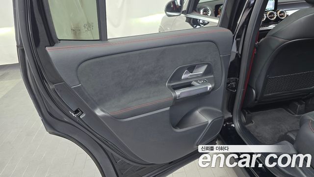 Mercedes-Benz GLB-Class AMG GLB35 4MATIC