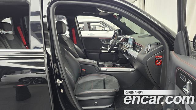 Mercedes-Benz GLB-Class AMG GLB35 4MATIC
