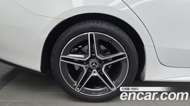 Mercedes-Benz CLS-Class CLS300d 4MATIC