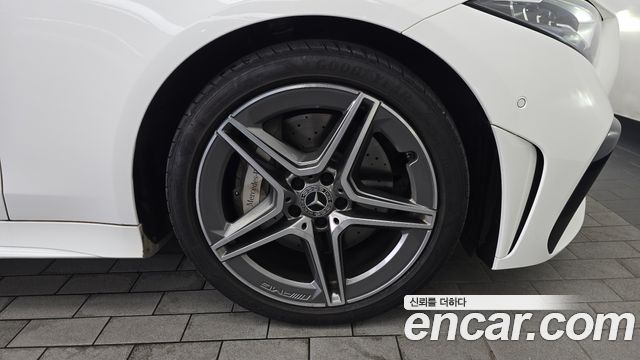 Mercedes-Benz CLS-Class CLS300d 4MATIC