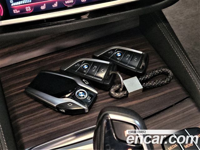 BMW 5-Series 520d xDrive M Sport Package Plus