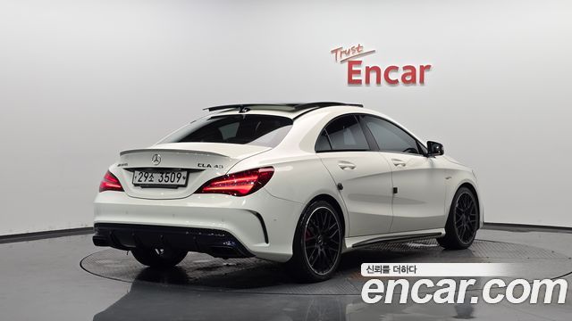 Mercedes-Benz CLA-Class CLA45 AMG 4MATIC