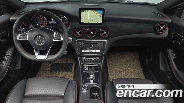 Mercedes-Benz CLA-Class CLA45 AMG 4MATIC