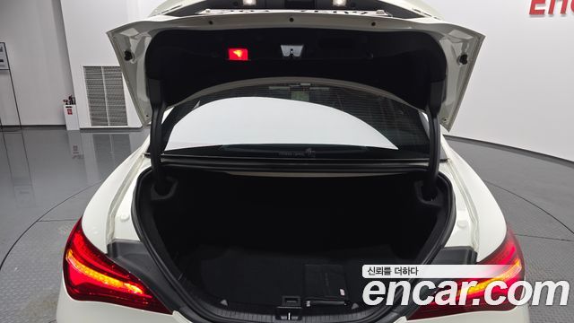 Mercedes-Benz CLA-Class CLA45 AMG 4MATIC