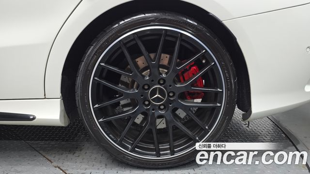 Mercedes-Benz CLA-Class CLA45 AMG 4MATIC