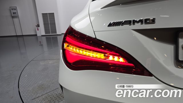Mercedes-Benz CLA-Class CLA45 AMG 4MATIC