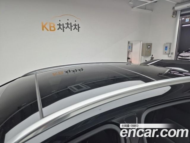 Mercedes-Benz GLA-Class GLA220 Premium