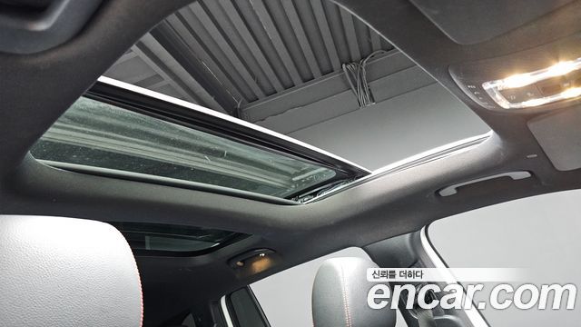 Mercedes-Benz GLB-Class GLB250 4MATIC