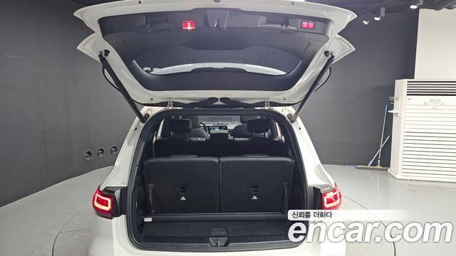 Mercedes-Benz GLB-Class GLB250 4MATIC