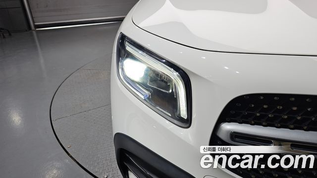 Mercedes-Benz GLB-Class GLB250 4MATIC