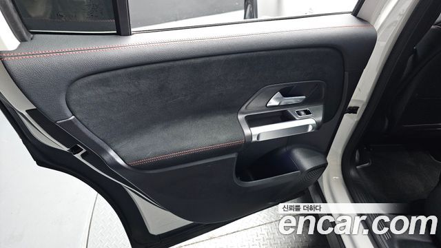 Mercedes-Benz GLB-Class GLB250 4MATIC