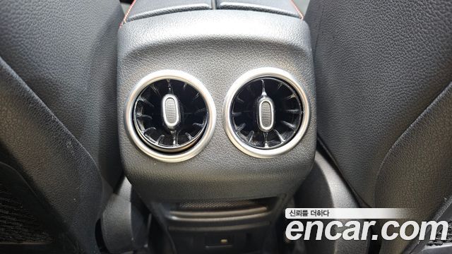 Mercedes-Benz GLB-Class GLB250 4MATIC