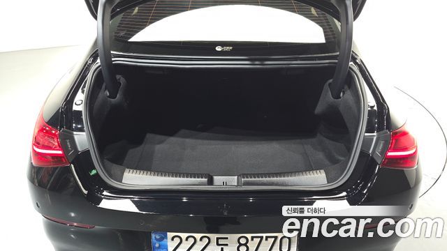Mercedes-Benz CLA-Class CLA250 4MATIC