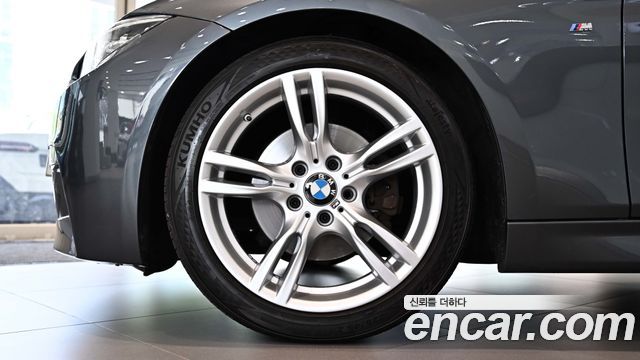 BMW 3-Series 330i M Sport