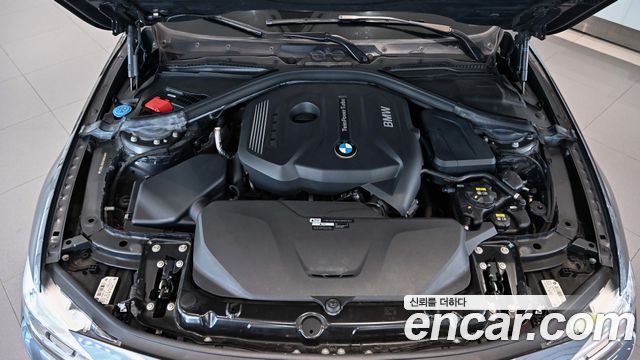 BMW 3-Series 330i M Sport