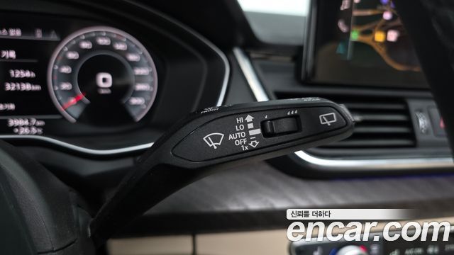 Audi Q5 45 TFSI Quattro Premium