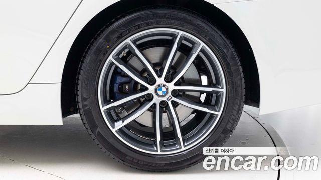BMW 5-Series 523d M Sport