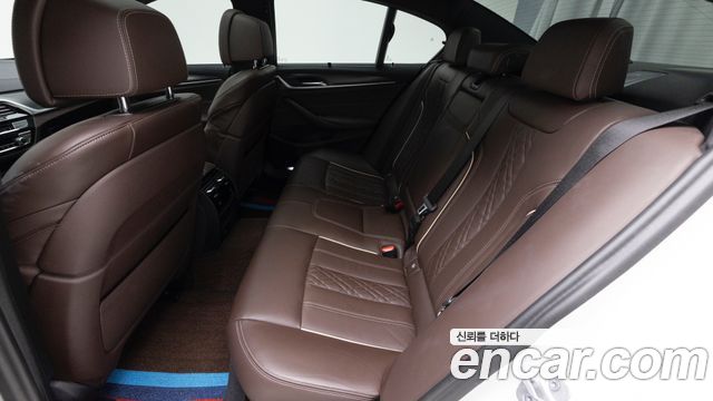 BMW 5-Series 523d M Sport