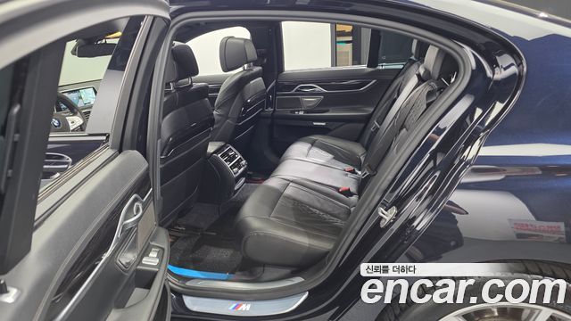 BMW 7-Series 740d xDrive M Sport
