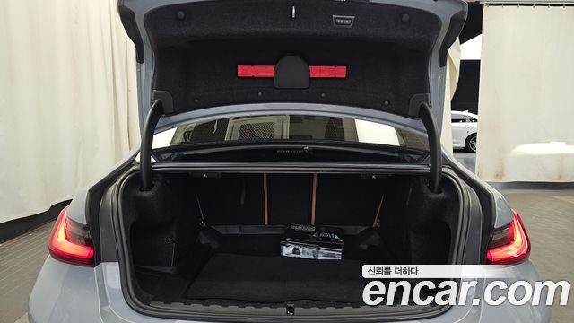 BMW 3-Series 320i M Sport