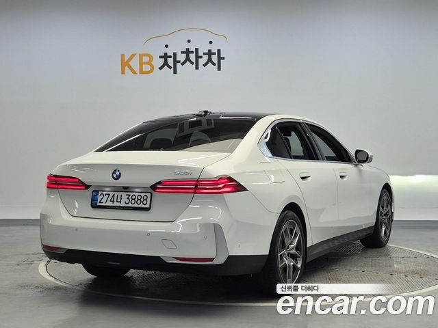 BMW 5-Series 520i