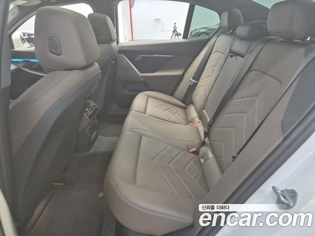 BMW 5-Series 520i
