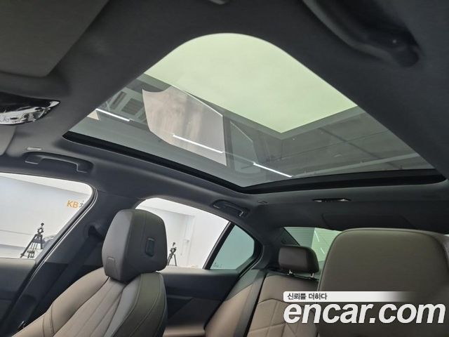 BMW 5-Series 520i