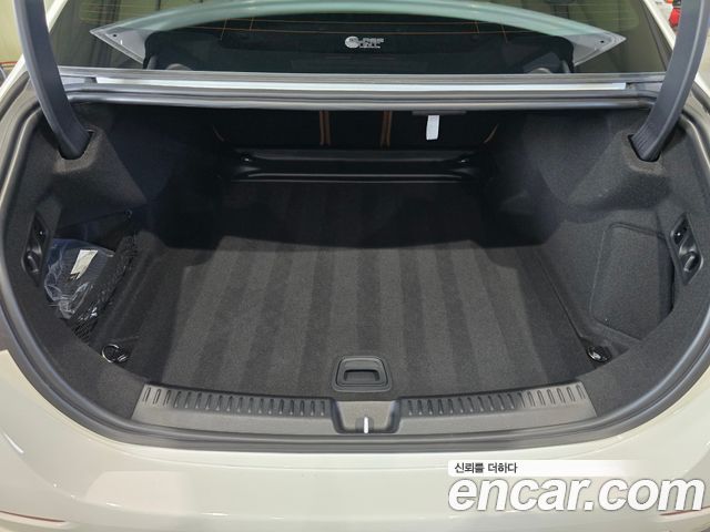 Mercedes-Benz E-Class E450 4MATIC Exclusive