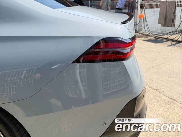 BMW 5-Series 520i Special Edition
