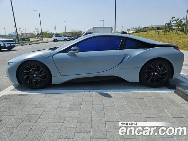 BMW i8 Coupe