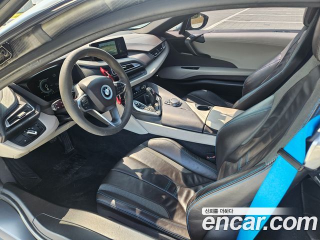 BMW i8 Coupe