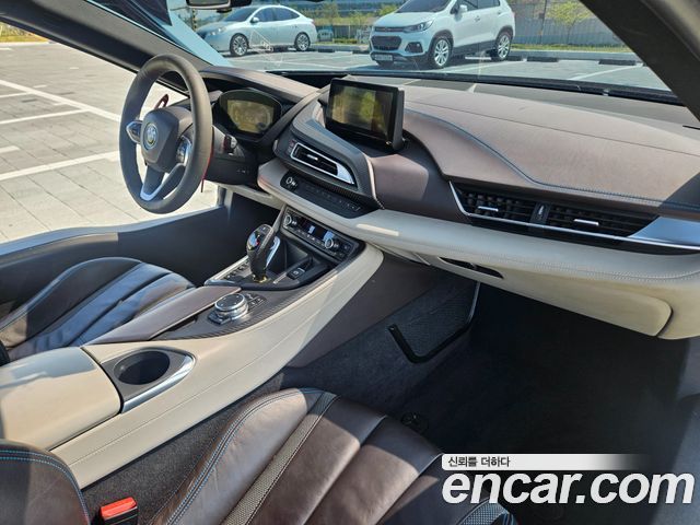BMW i8 Coupe
