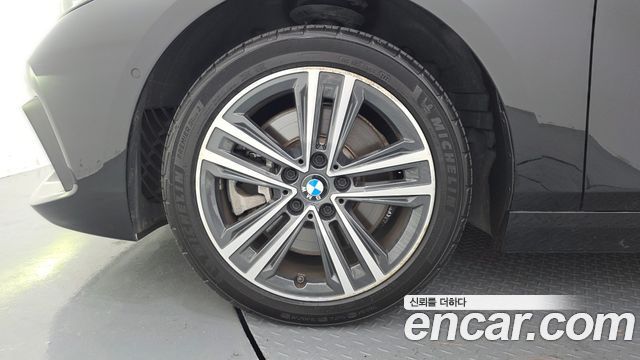 BMW 1-Series 120i Advantage