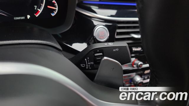 BMW 5-Series 530i M Sport Package Plus