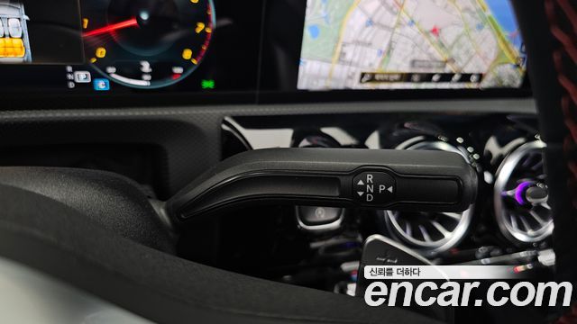 Mercedes-Benz CLA-Class CLA250 4MATIC