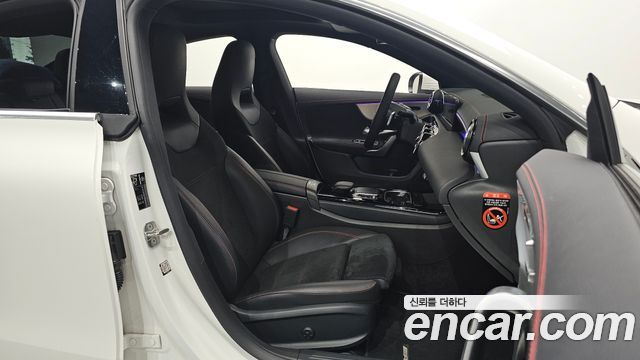 Mercedes-Benz CLA-Class CLA250 4MATIC