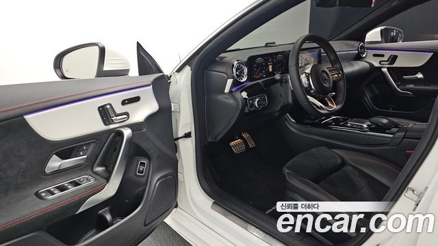 Mercedes-Benz CLA-Class CLA250 4MATIC