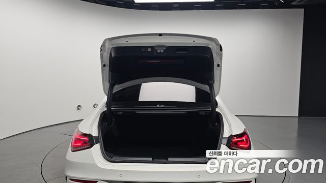 Mercedes-Benz CLA-Class CLA250 4MATIC