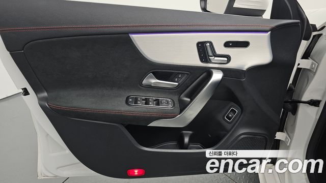 Mercedes-Benz CLA-Class CLA250 4MATIC