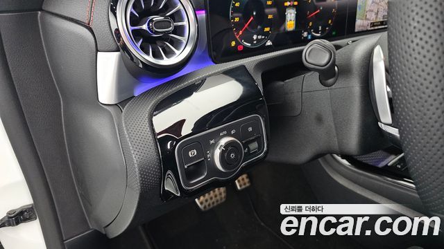 Mercedes-Benz CLA-Class CLA250 4MATIC