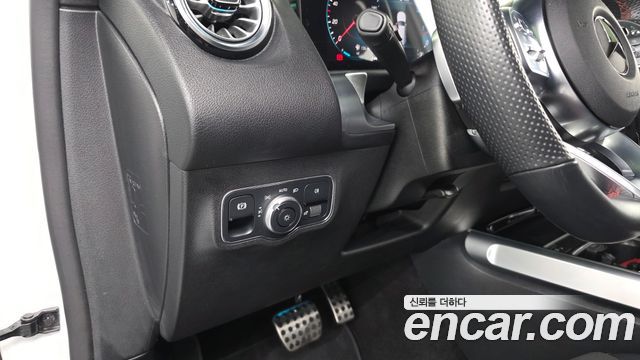 Mercedes-Benz GLB-Class GLB250 4MATIC