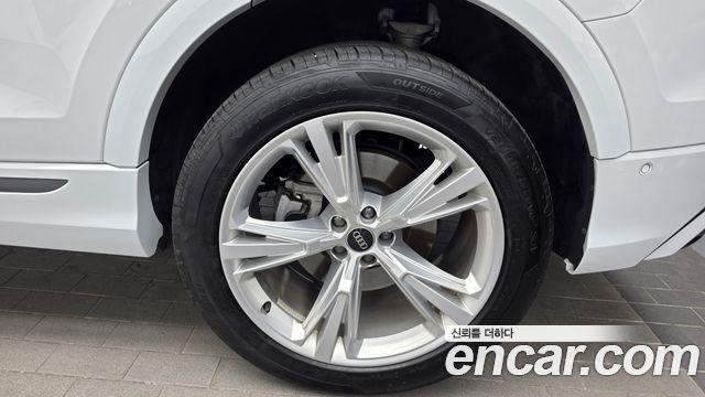 Audi Q8 45 TDI Quattro Premium