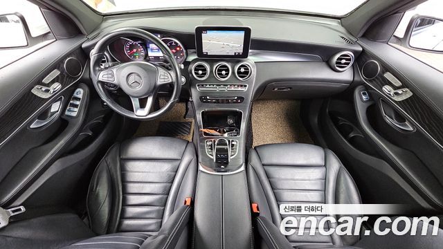 Mercedes-Benz GLC-Class GLC220 d 4MATIC