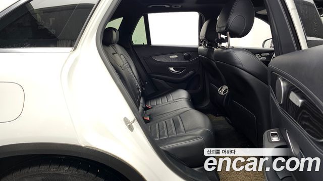 Mercedes-Benz GLC-Class GLC220 d 4MATIC