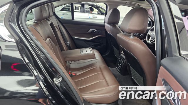 BMW 3-Series 320d Luxury