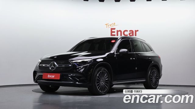 Mercedes-Benz GLC-Class GLC300 4MATIC AMG Line