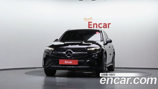 Mercedes-Benz GLC-Class GLC300 4MATIC AMG Line