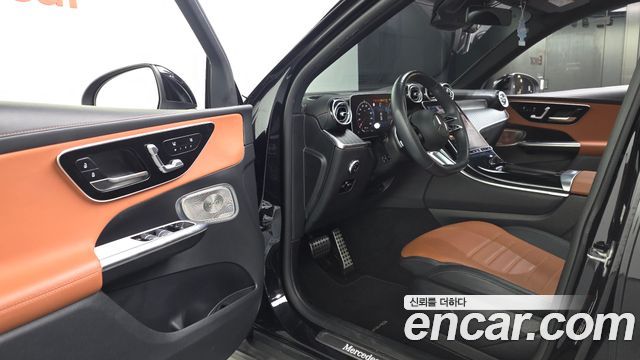 Mercedes-Benz GLC-Class GLC300 4MATIC AMG Line