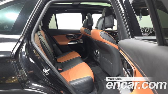 Mercedes-Benz GLC-Class GLC300 4MATIC AMG Line